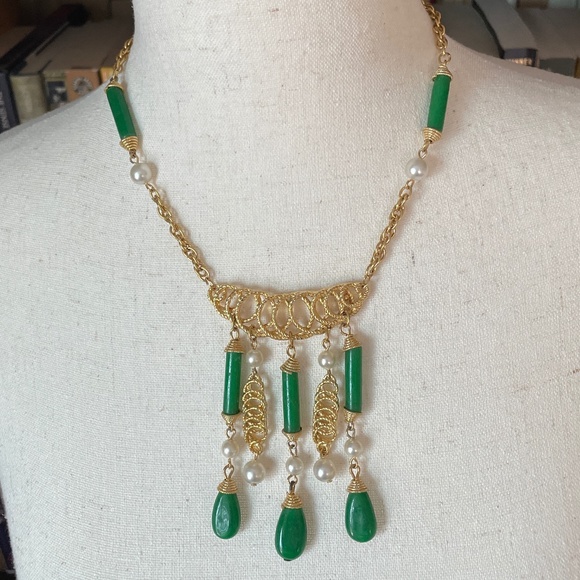 Vintage Jewelry - vintage necklace